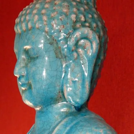 Golden Treasure Deluxe Apartment