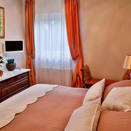 Golden Treasure Deluxe Apartamento Munique