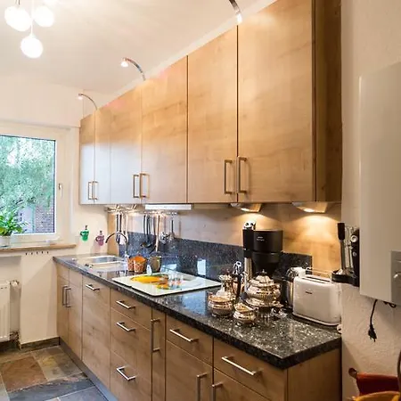 Golden Treasure Deluxe Apartment *