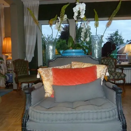 Golden Treasure Deluxe Apartment *