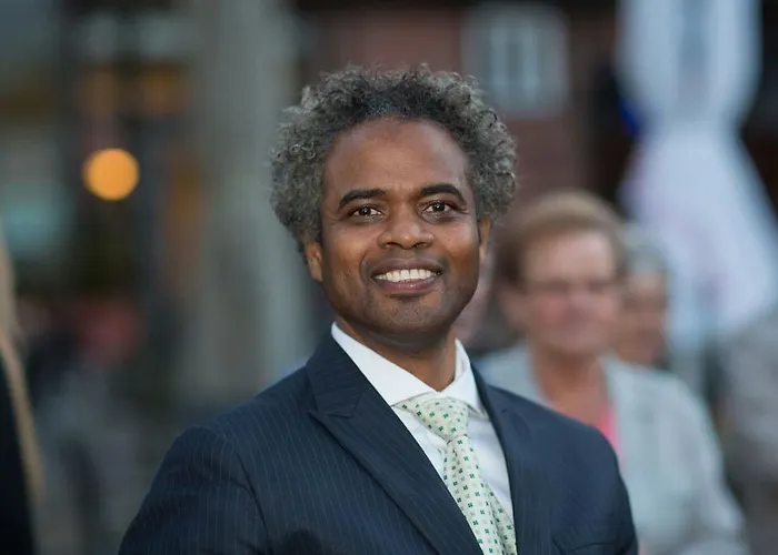 Golden Treasure Deluxe