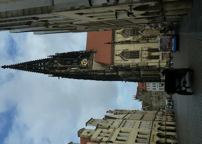 Golden Treasure Deluxe 아파트 *